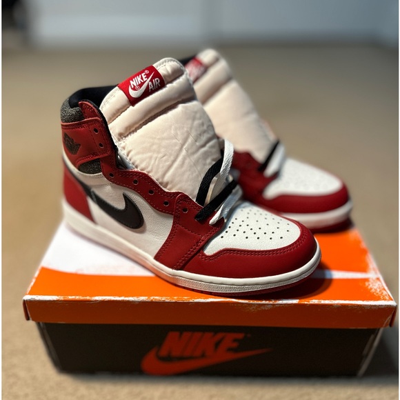 Jordan | Shoes | Air Jordan Retro High Og Chicago Lost Found